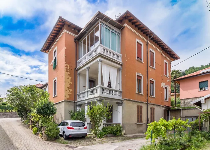 Lorelake Holidays -big Life - Private Terrace & Parking In * Como
