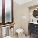 Lorelake Holidays -big Life - Private Terrace & Parking In * Комо