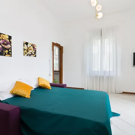 Lorelake Holidays -big Life - Private Terrace & Parking In Апартаменты