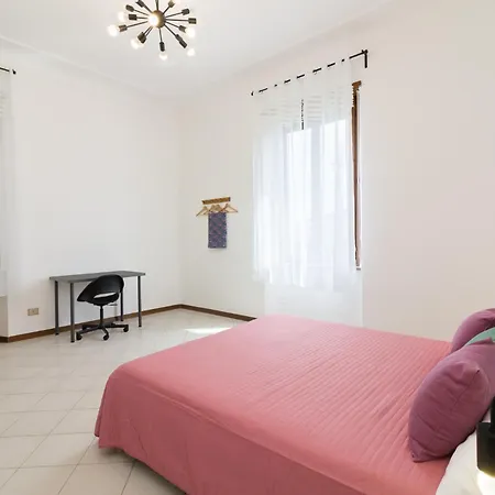 Lorelake Holidays -big Life - Parking& Private Terrace - 10 Min From Center, & Stadium *